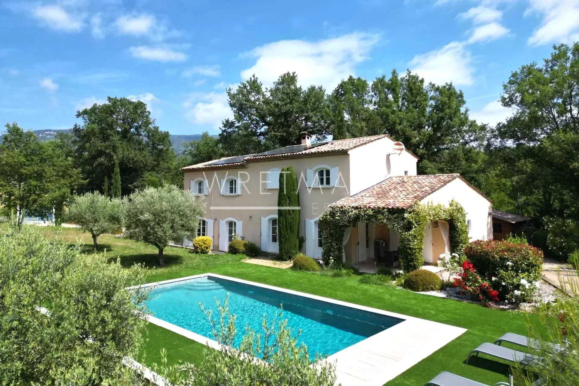Huis in Seillans, Provence-Alpes-Côte d'Azur 12560994