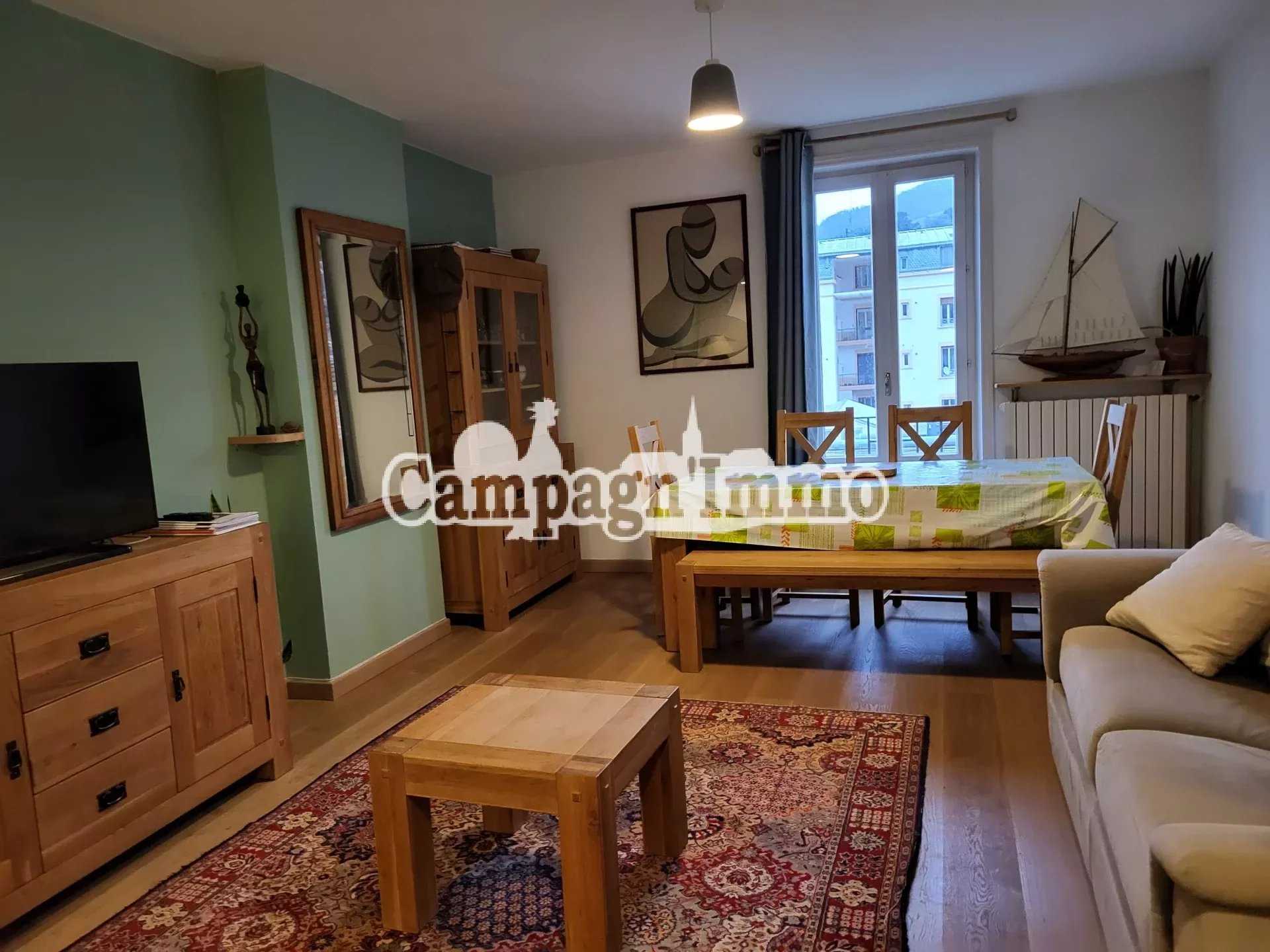 公寓 在 Tarare, Auvergne-Rhone-Alpes 12561049