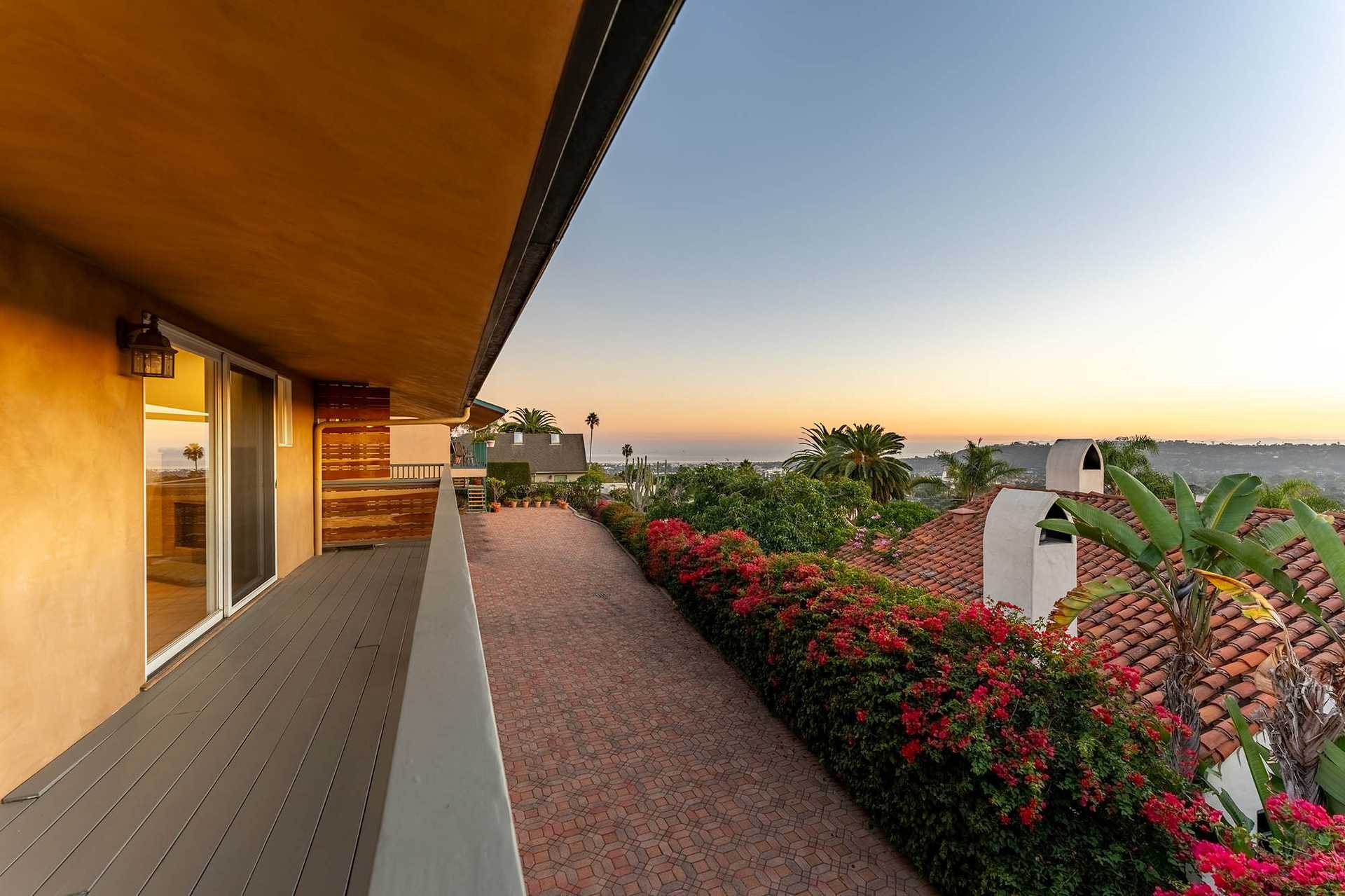 House in Santa Barbara, 2017 Alameda Padre Serra 12564943