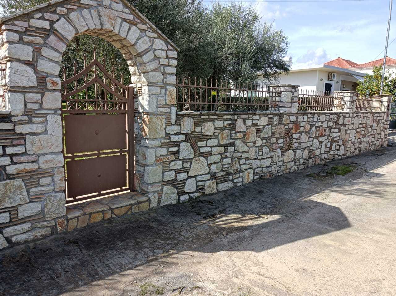 Múltiples condominios en Kalamata, Peloponeso 12574075
