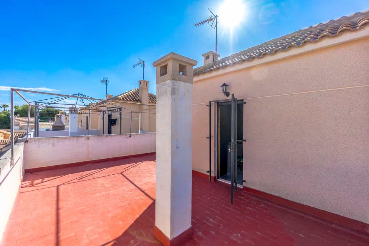 דירות מרובות ב Torrevieja, Comunidad Valenciana 12574291