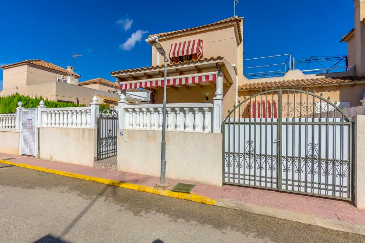 Mehrere Eigentumswohnungen im Torrevieja, Comunidad Valenciana 12574291