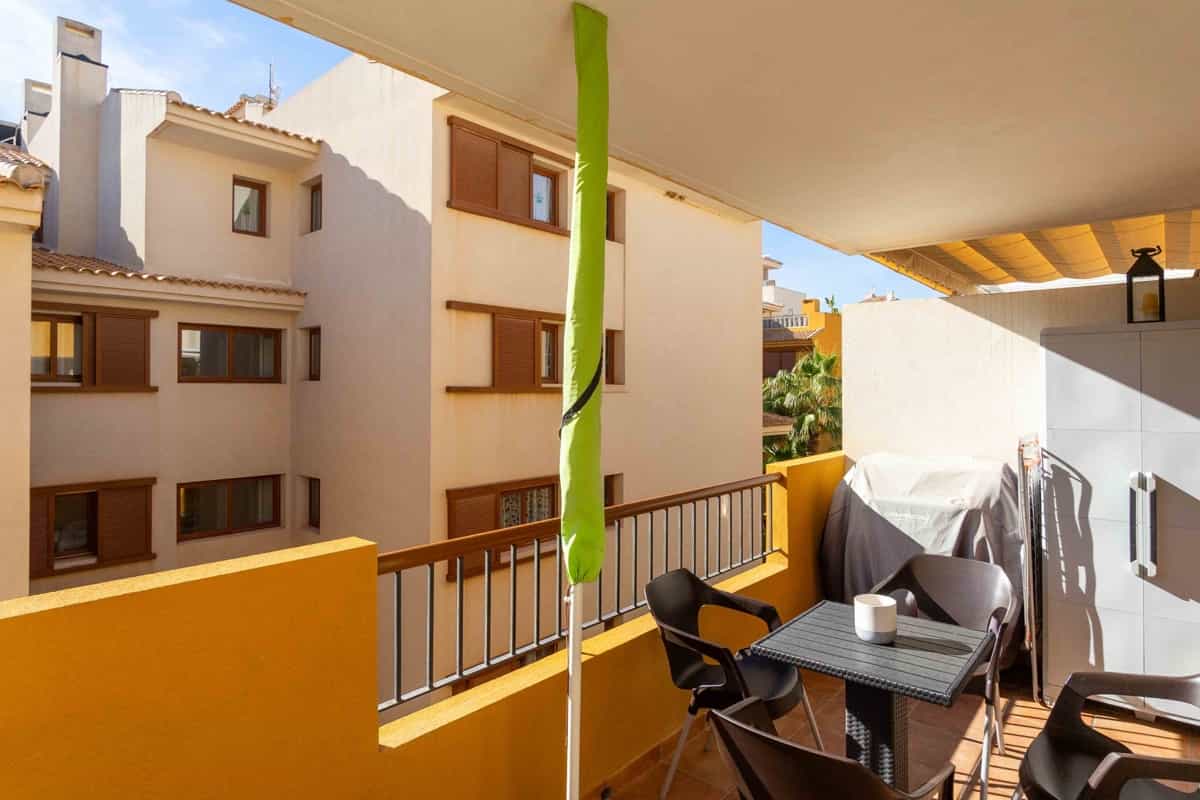 公寓 在 Torrevieja, Comunidad Valenciana 12574292