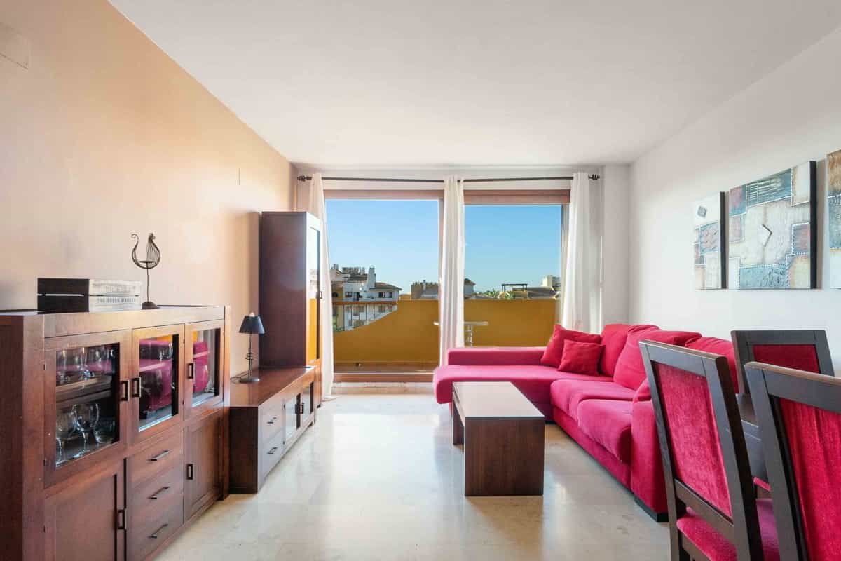Condominium in Torrevieja, Valencia 12574293