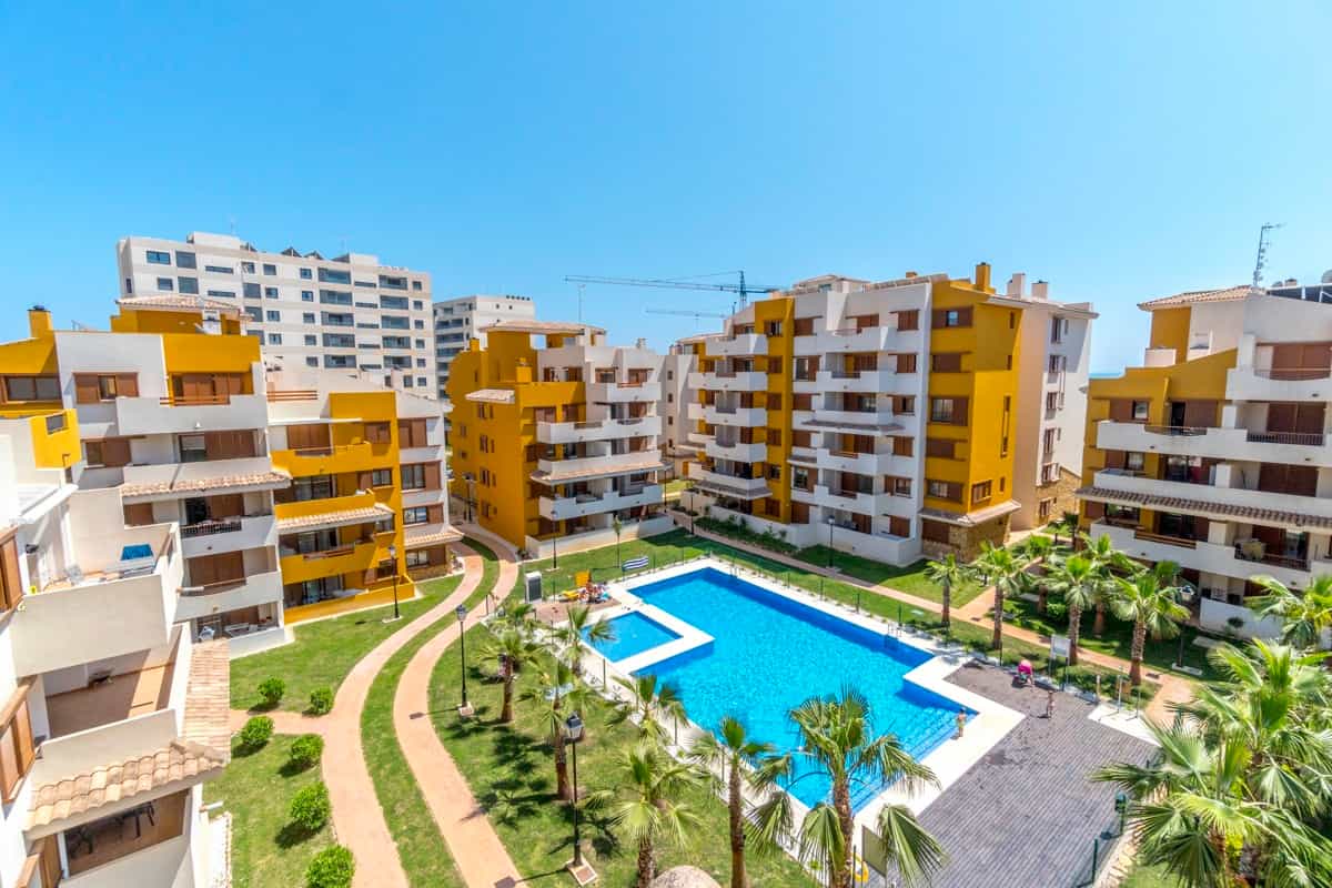 公寓 在 Torrevieja, Comunidad Valenciana 12574295