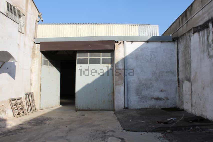 Industrieel in Manises, Valencia 12574445