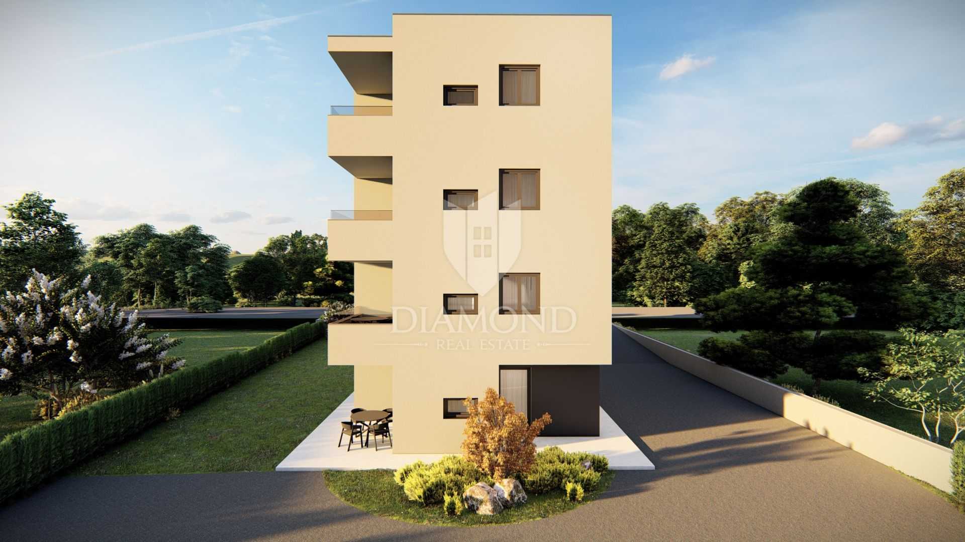 Condominium dans Poreč, Istarska Zupanija 12574677