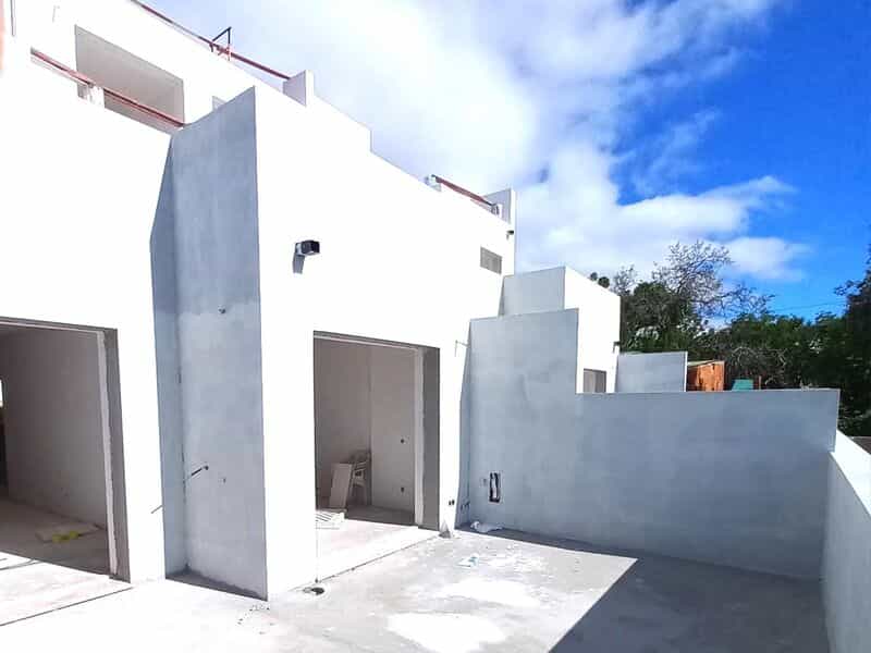 Condominium in Moncarapacho, Faro 12574872