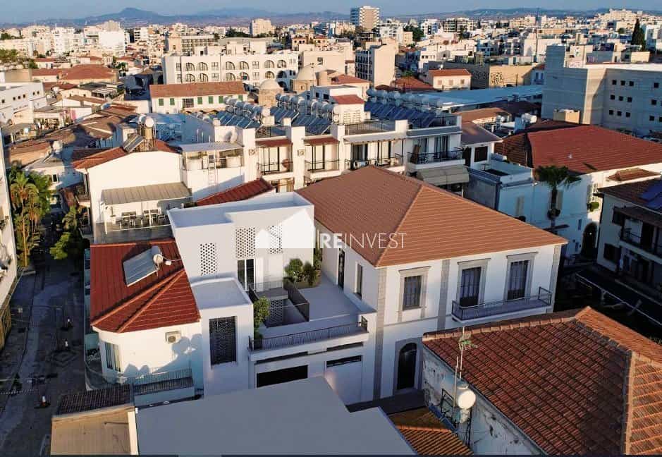 Detailhandel i Larnaca, Larnaka 12575763