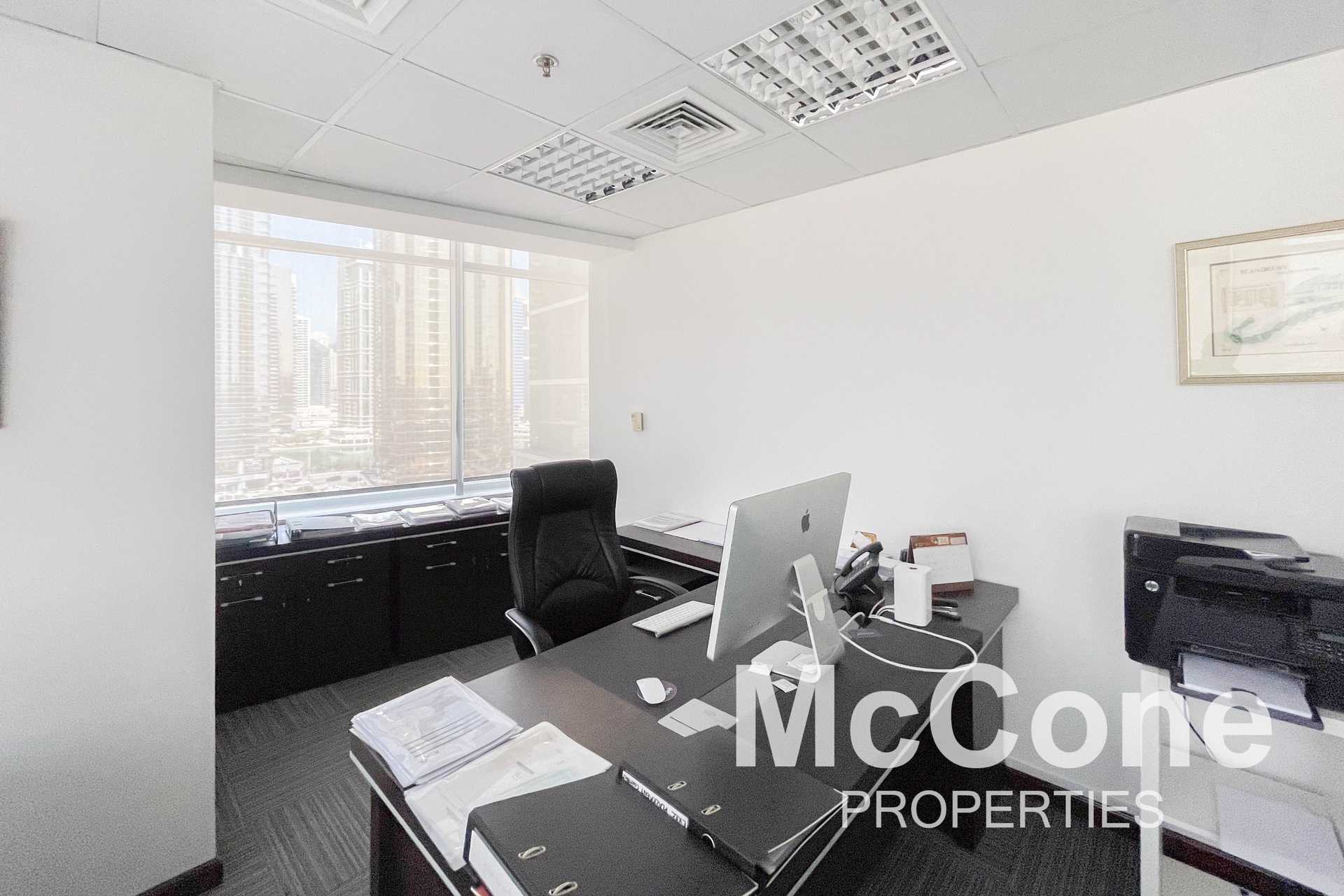 Pejabat dalam Dubai, Dubayy 12575919
