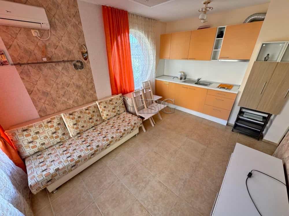Квартира в Несебр, Бургас 12576472
