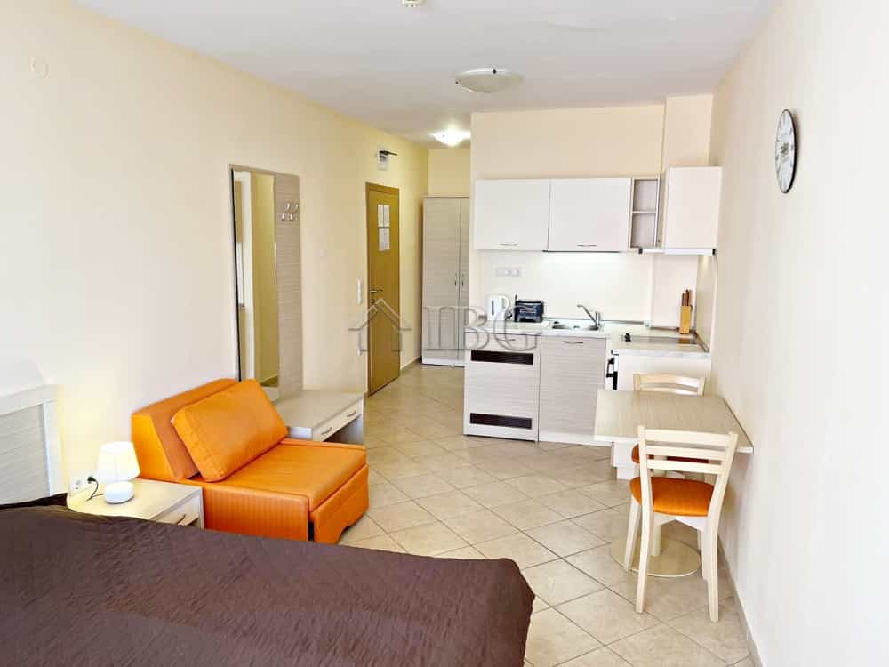 Condominium in Balchik, Burgas 12576487