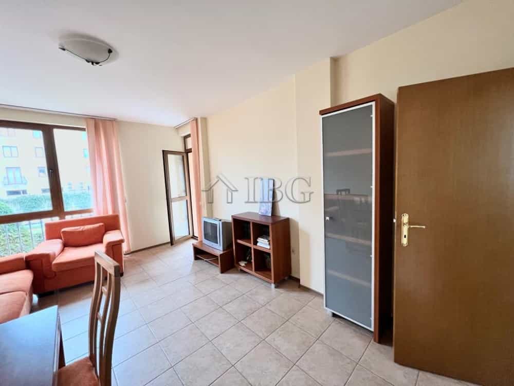 Condominium in Burgas, Burgas 12576603