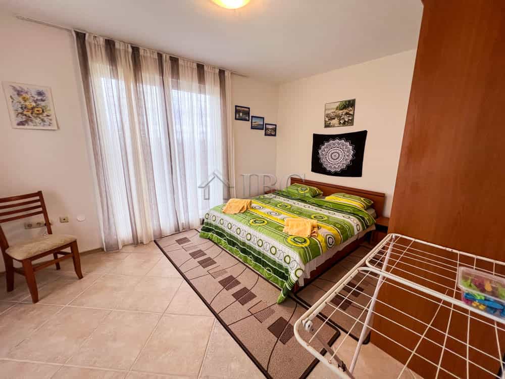 Condominium in , Burgas 12576622