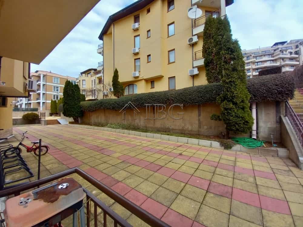 Condominium in Sveti Vlas, Burgas 12576651
