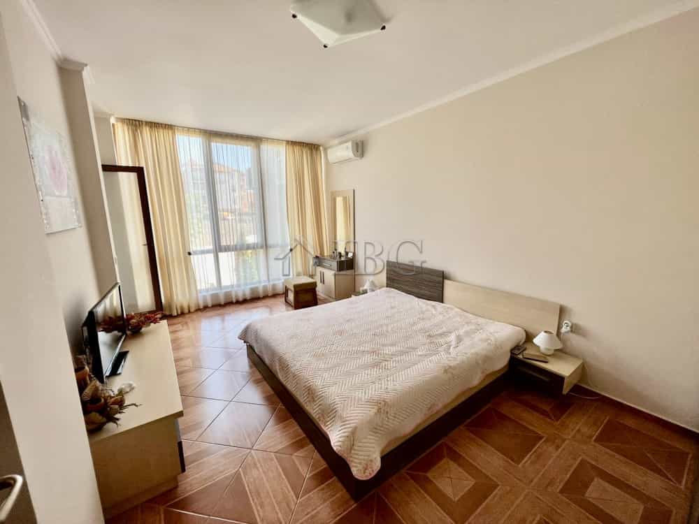 Condominium dans Sveti Vlas, Burgas 12576670