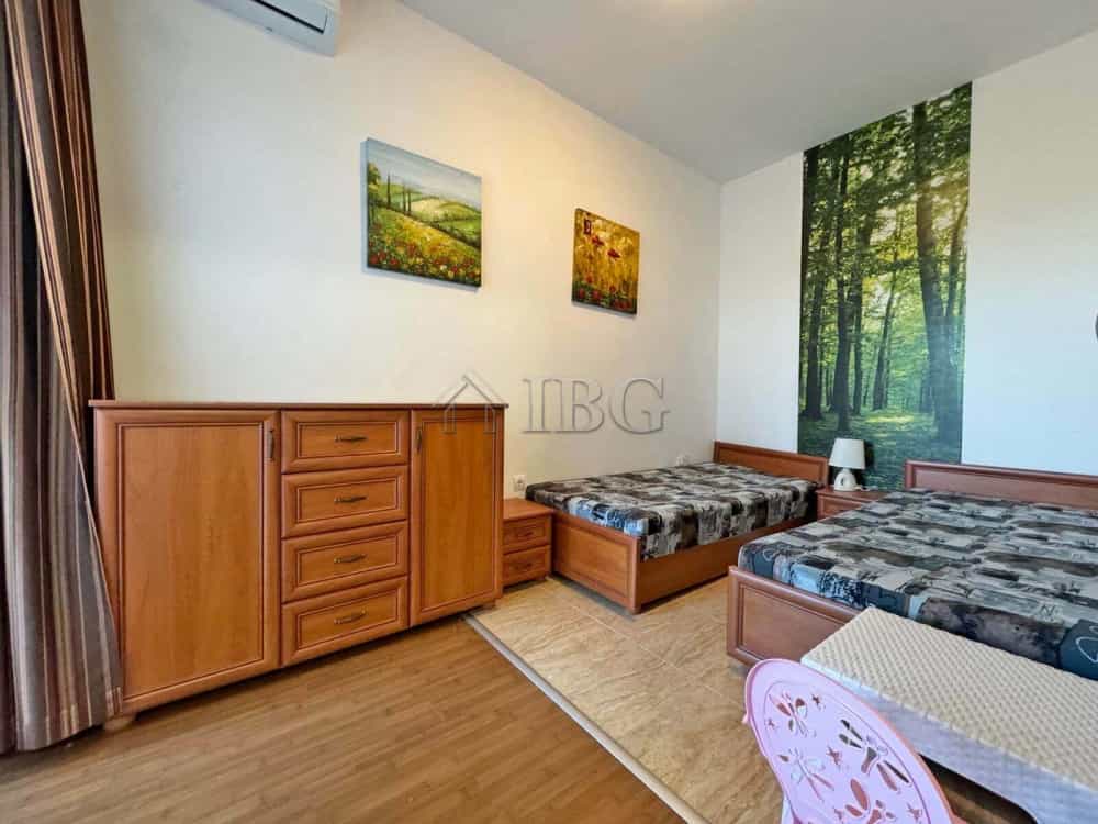 Condominium in , Burgas 12576674