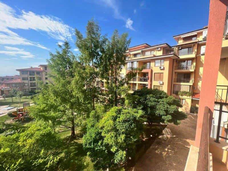 Condominium in Sveti Vlas, Burgas 12576730
