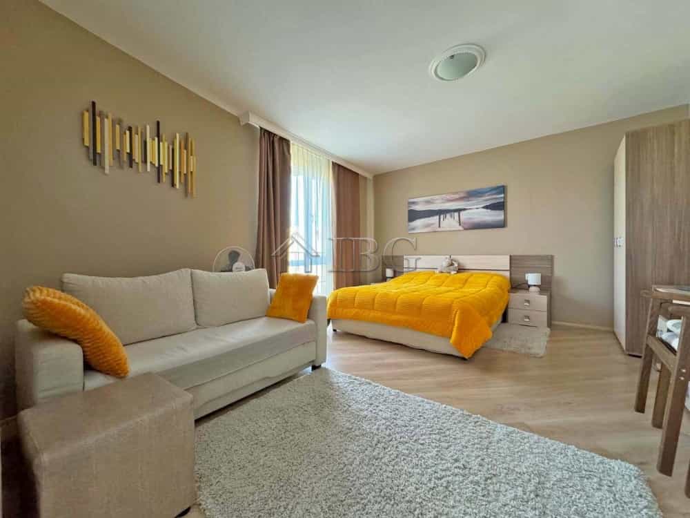 Condominium in Sunny Beach, Burgas 12576737