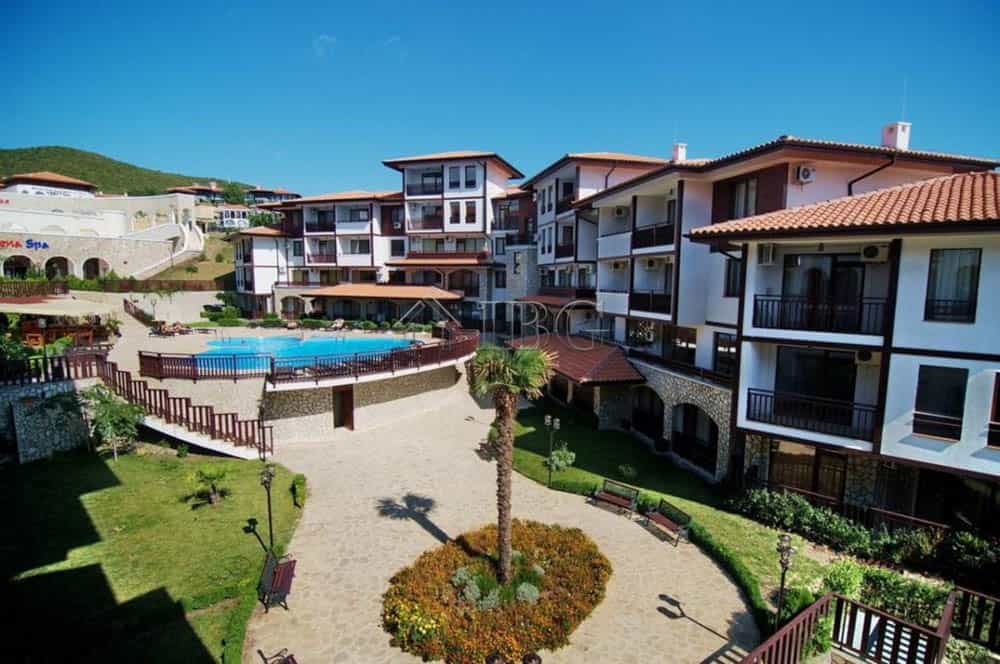 Condominium dans Sveti Vlas, Bourgas 12577015