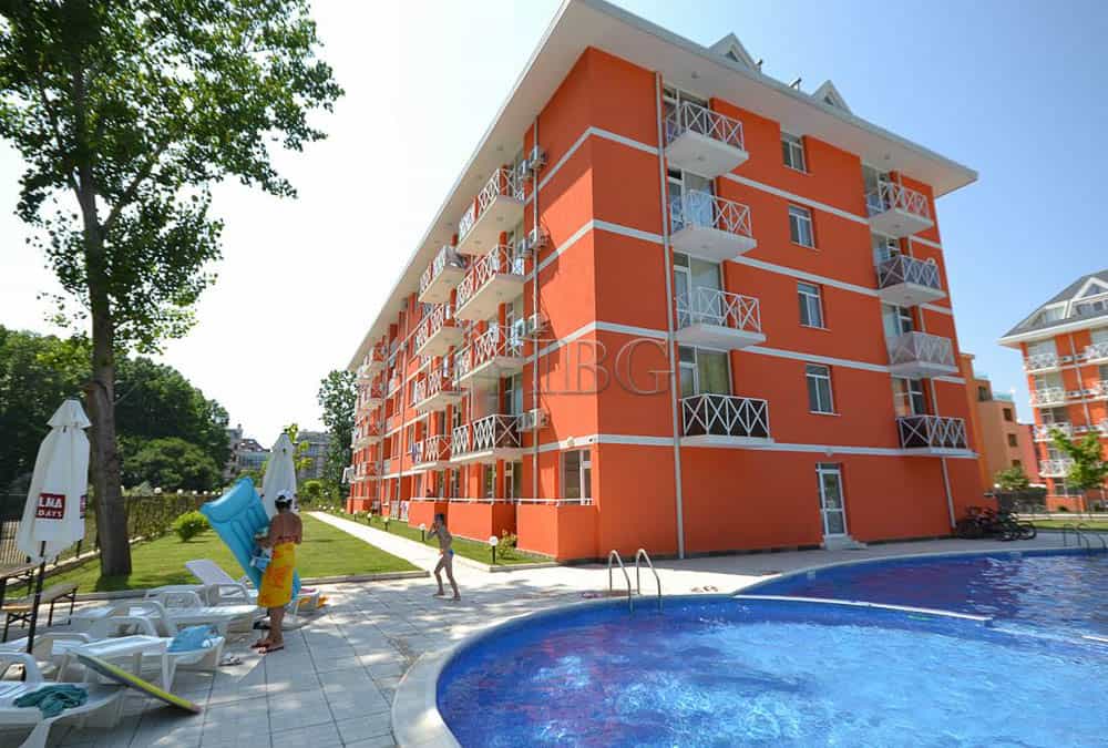 Condominium in Sunny Beach, Burgas 12577036