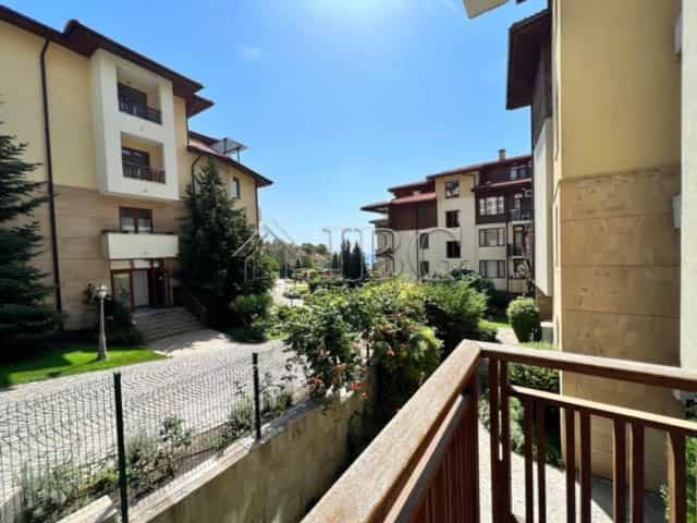 Condominium dans Sveti Vlas, Burgas 12577092