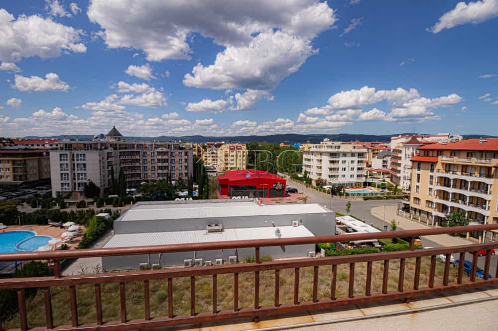 Condominium in Nesebar, Burgas 12577143