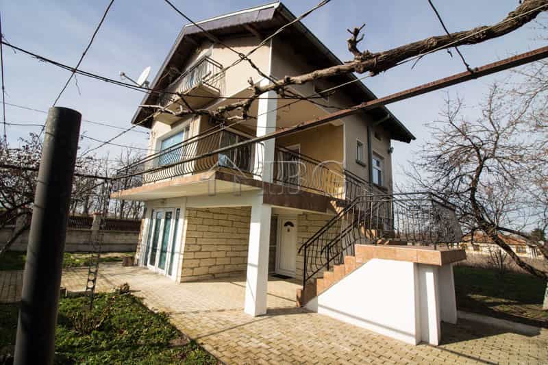 Huis in Dobritsj, Dobritsj 12577182