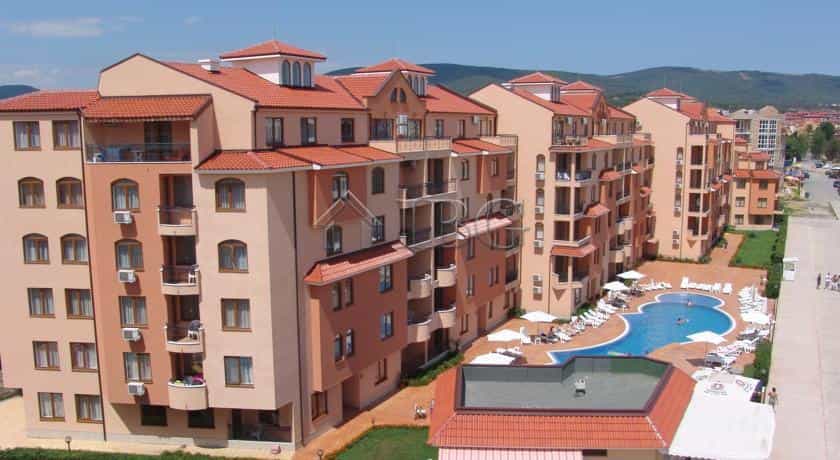 Condominium in Sunny Beach, Burgas 12577183