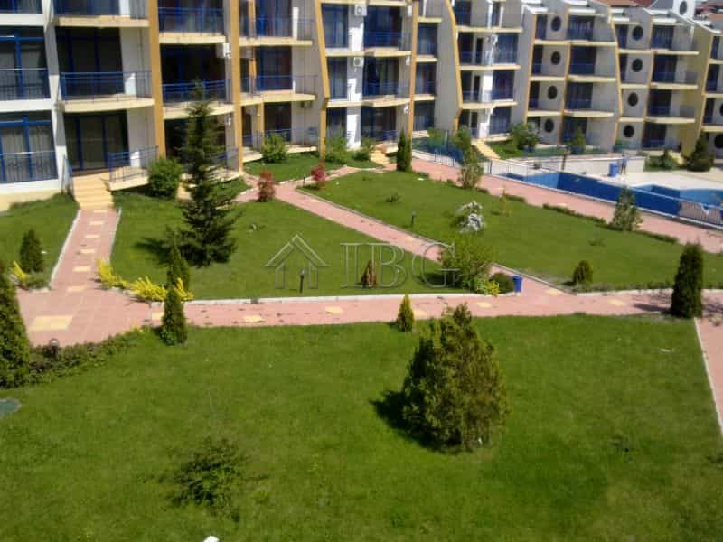 Condominium in Sveti Vlas, Burgas 12577184