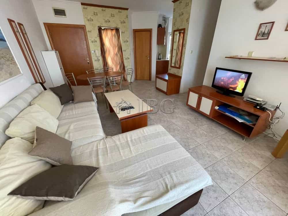 Condominium in Sveti Vlas, Burgas 12577184