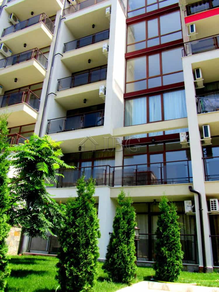 Condominium in Sveti Vlas, Burgas 12577220