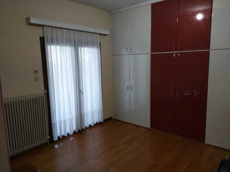 casa en Pilaia, Kentriki Macedonia 12577381