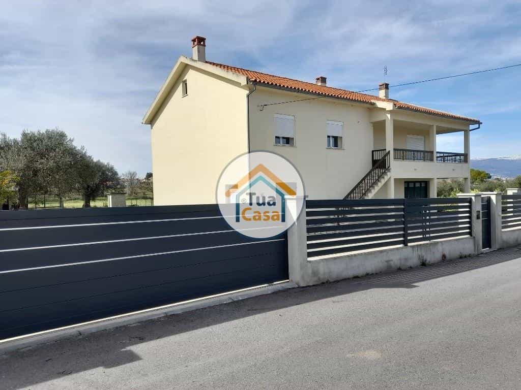 House in Donas, Castelo Branco 12577471