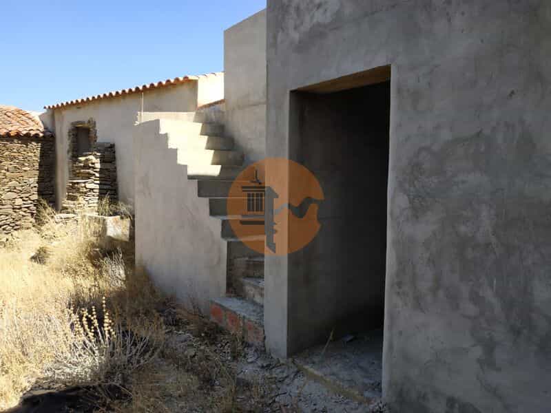 House in Alcoutim, Faro District 12580396
