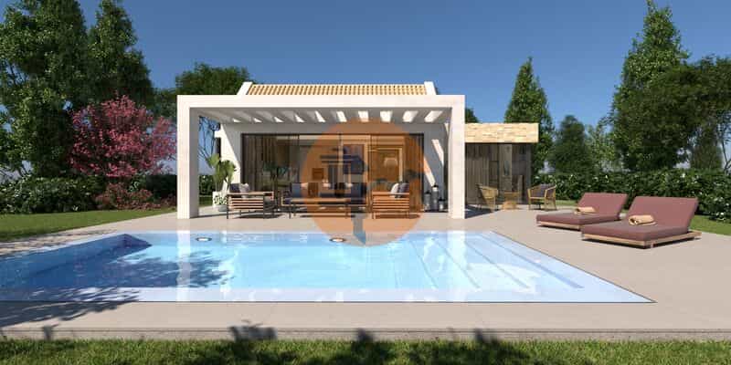 House in Ayamonte, Andalusia 12580720