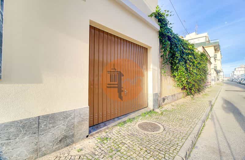 Condominium in Vila Real de Santo Antonio, Faro 12580731