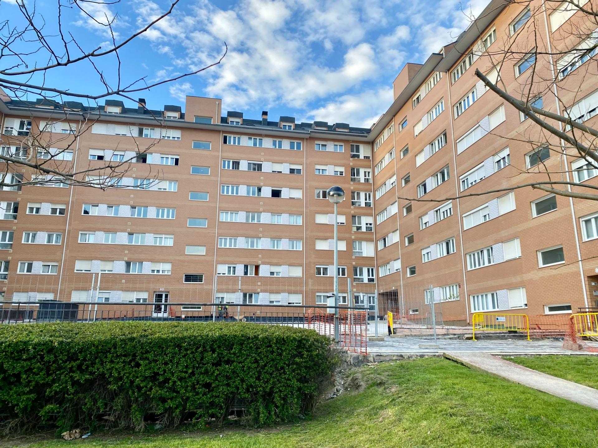 Condominium in La Albericia, Cantabrië 12580962