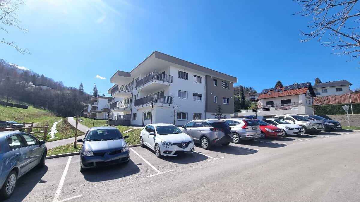 Condominium dans , Šmarje pri Jelšah 12581562