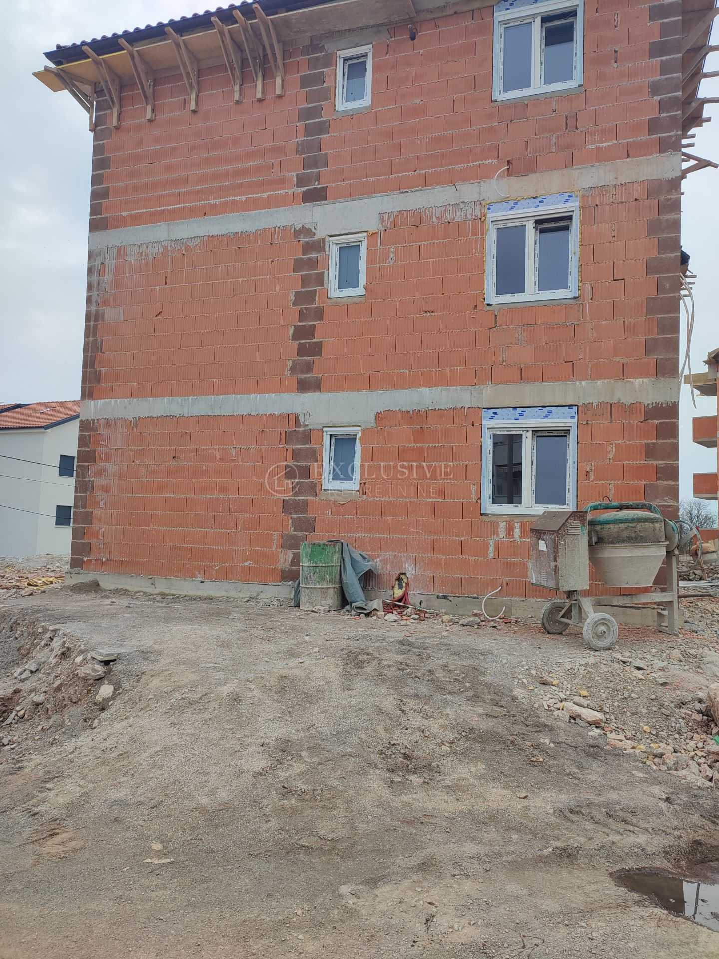 Condominium in Marinici, Primorsko-Goranska Zupanija 12582604