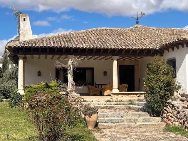 Hus i Quintanar de la Orden, Castille-La Mancha 12582980