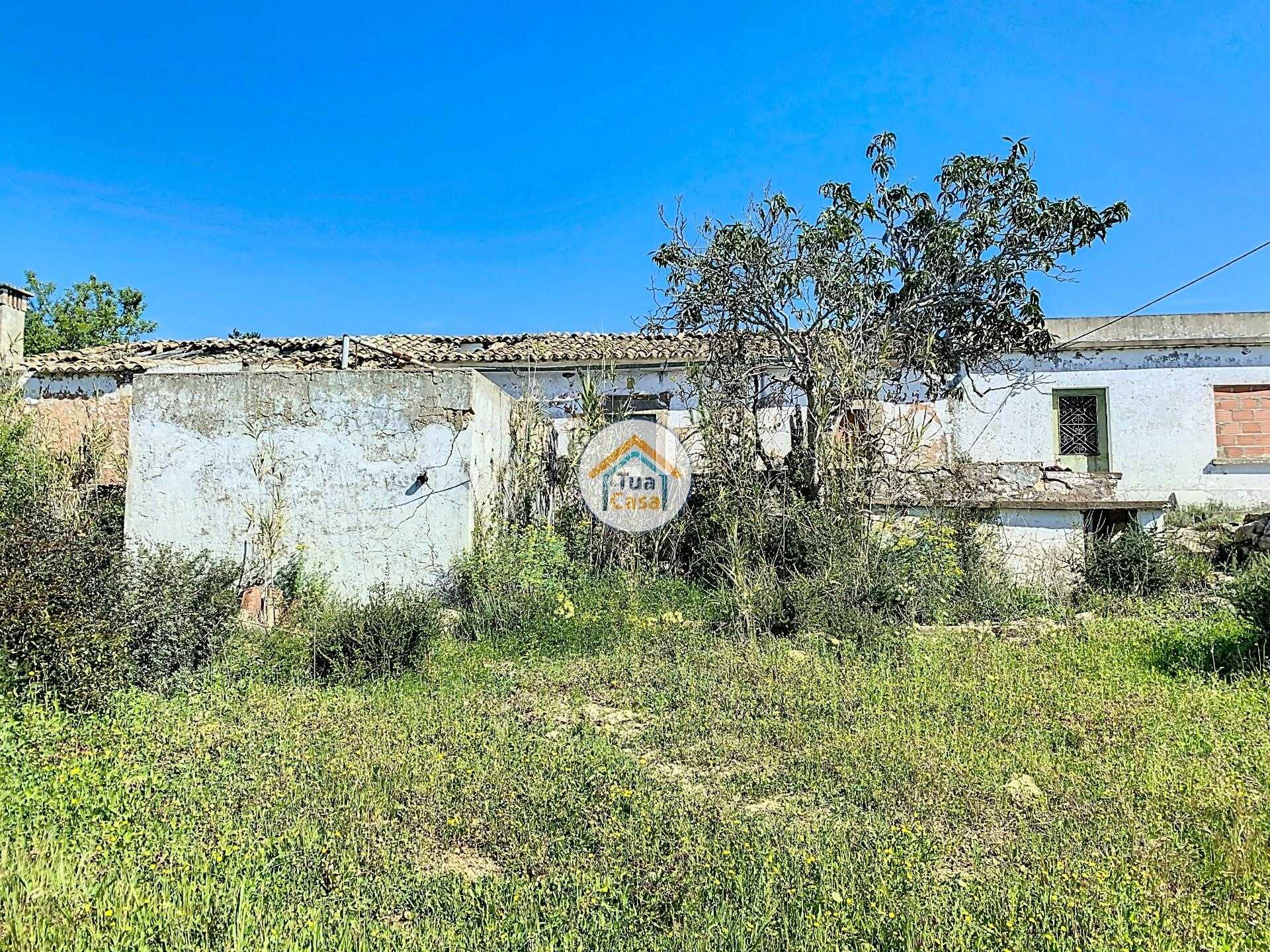 Land in Loulé, Faro District 12583013