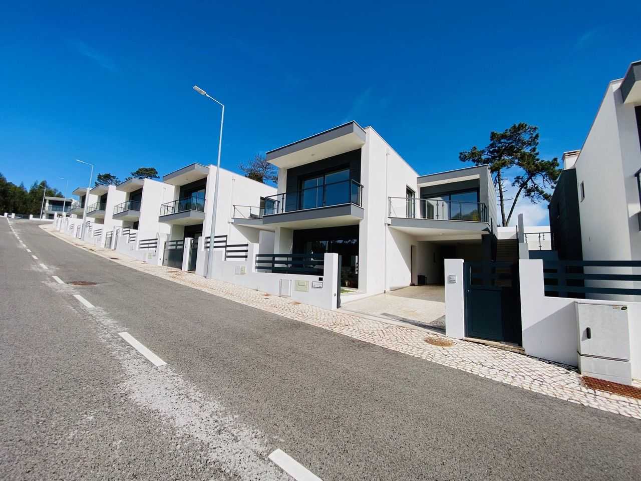 House in Salir do Porto, Leiria District 12583516