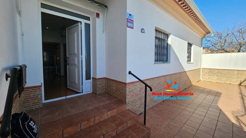 Rumah di Chirivel, Andalusia 12583571