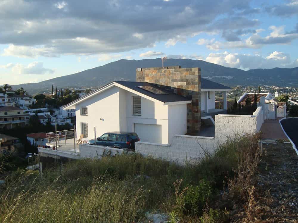σπίτι σε Las Lagunas de Mijas, Andalucía 12583577