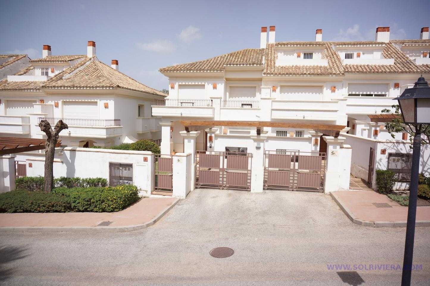 Résidentiel dans Las Lagunas de Mijas, Andalucía 12583580