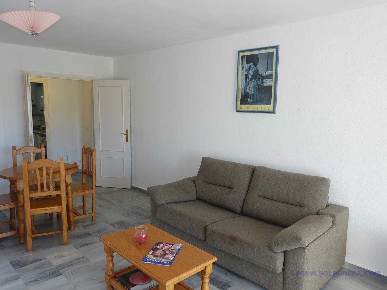 Condominium in Fuengirola, Andalusia 12583584