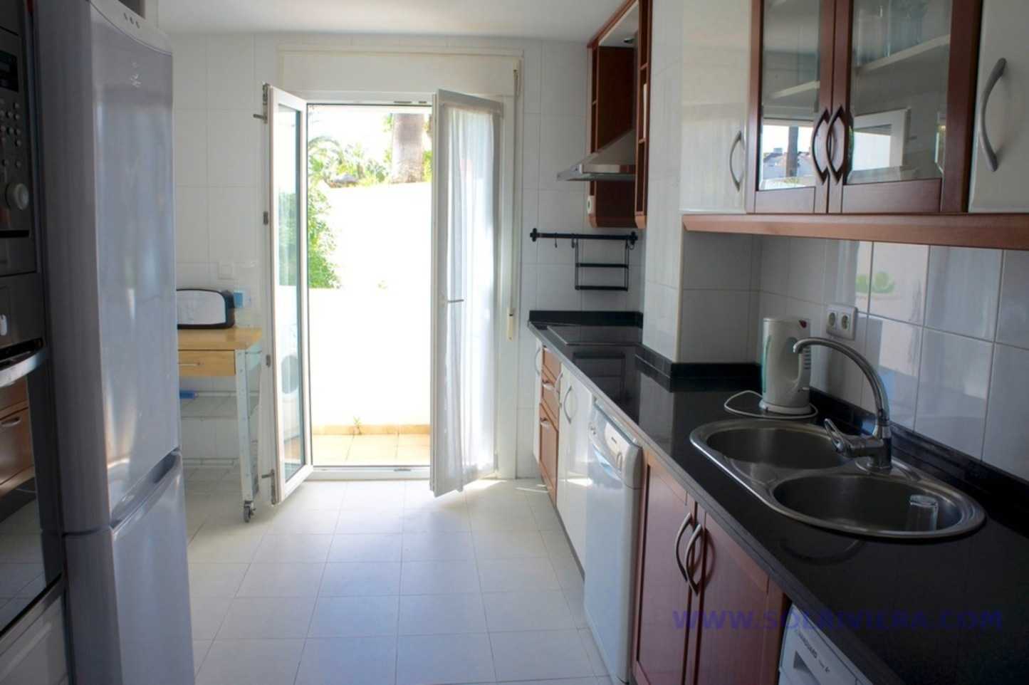 公寓 在 Las Lagunas de Mijas, Andalucía 12583589
