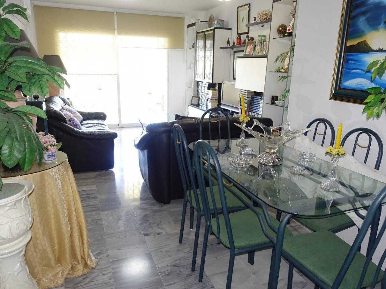 Condominium in Fuengirola, Andalusia 12583593