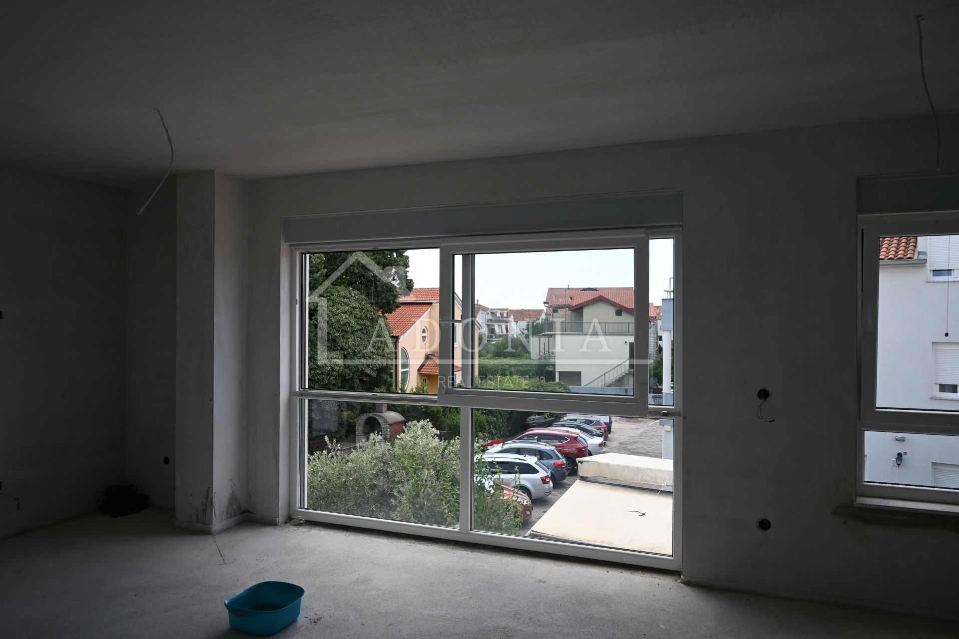 公寓 在 Vodice, Šibensko-kninska županija 12583650